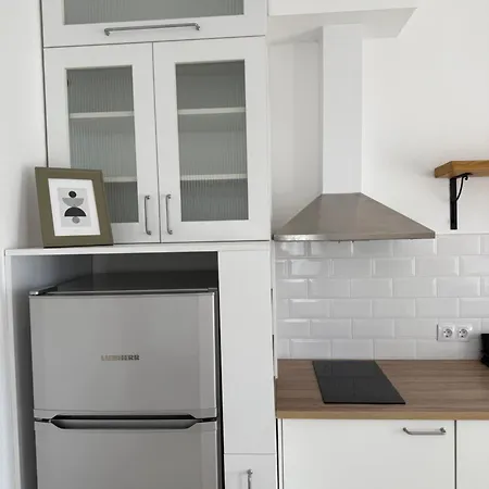 Flores Garden Pool Side And Sea View Appartement