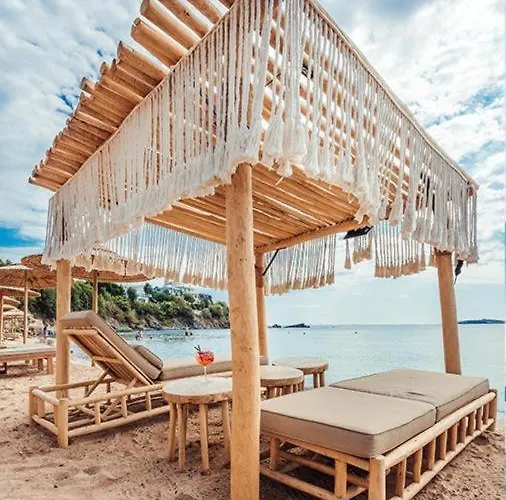 Flores Garden Pool Side And Sea View דירה *